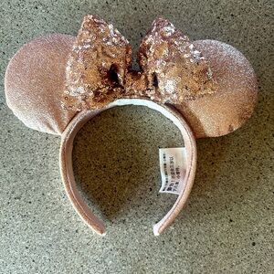 MINNIE MOUSE GLITTERY MOUSE EARS